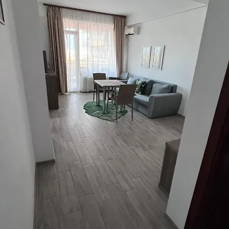 Summerland Apartmants Nord Mamaia